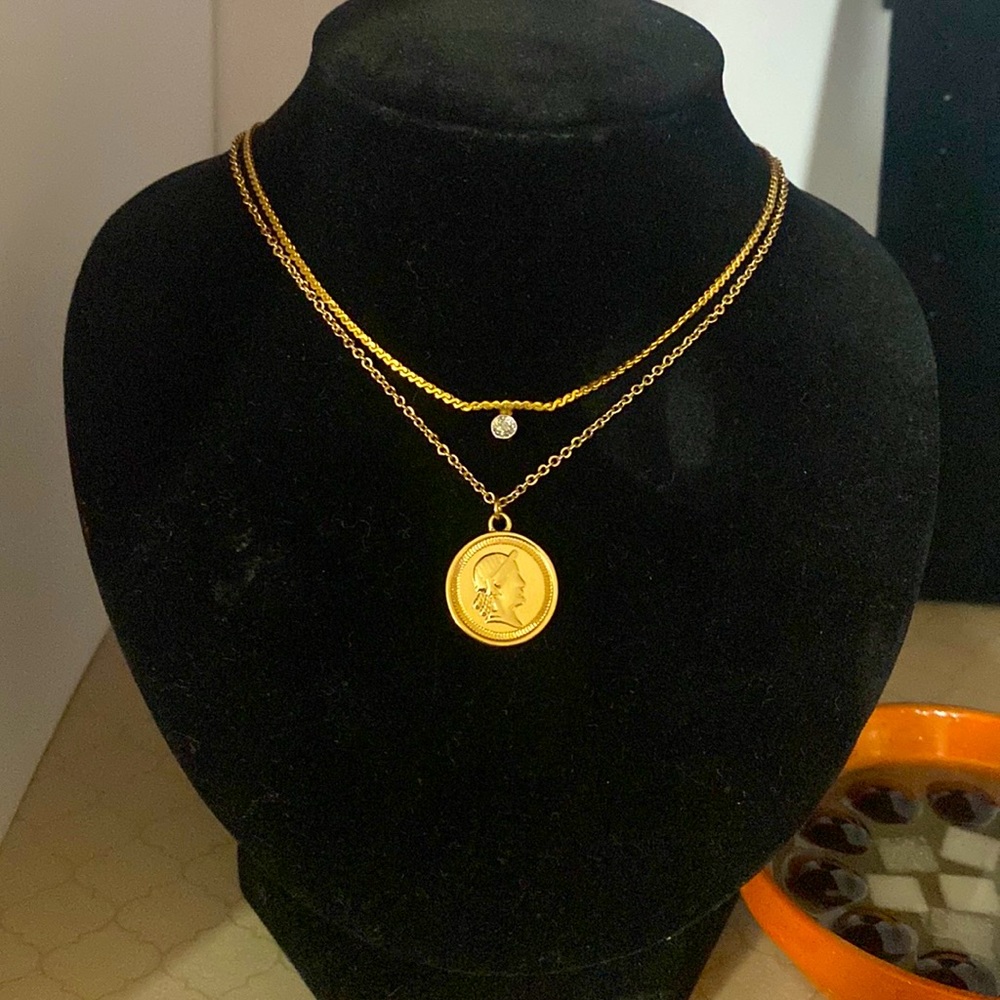 Set of Two Vintage Gold Necklaces